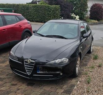 Alfa Romeo 147 134.000 km 900 &euro; Warstein 59581