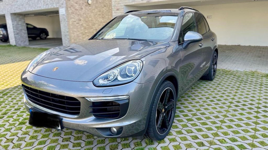 Porsche Cayenne 144.000 km 37.500 &euro; Hamburg 21149