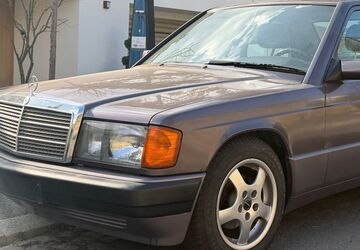 Mercedes-Benz 190 147.000 km 5.980 &euro; Wiesbaden 65183