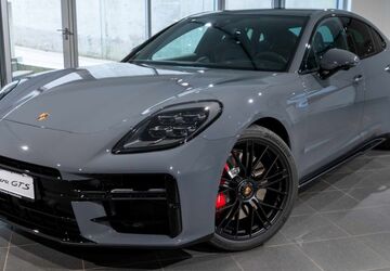 Porsche Panamera 9.000 km 159.790 &euro; Grainau 82491