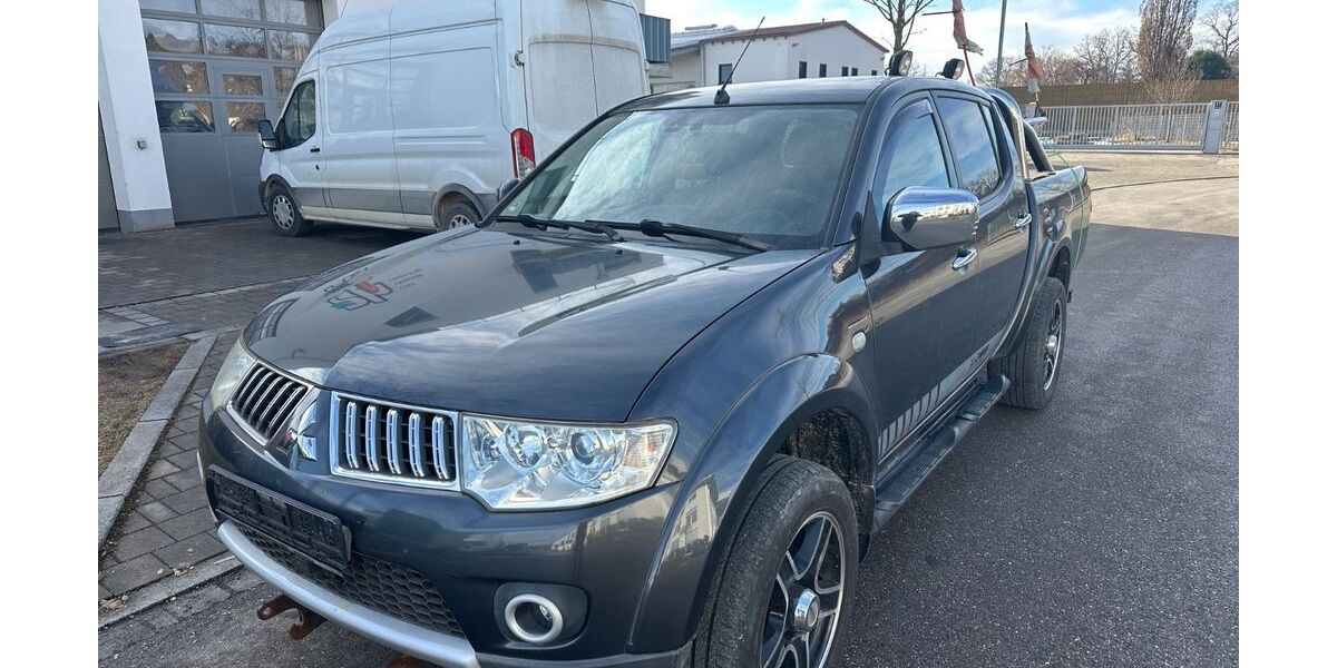 Mitsubishi L200 168.000 km 12.500 &euro; Höhenkirchen-Siegertsbrunn 85635