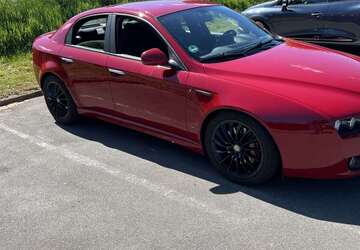 Alfa Romeo 159 74.900 km 15.850 &euro; Burg 25712