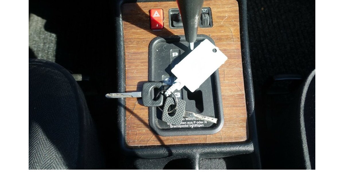 Mercedes-Benz 190 E 2.3 H-Kennz. Oldtimer eSHSD Verschl-t. neu g 212.900 km 7.950 &euro; Neumarkt/OPf 92318