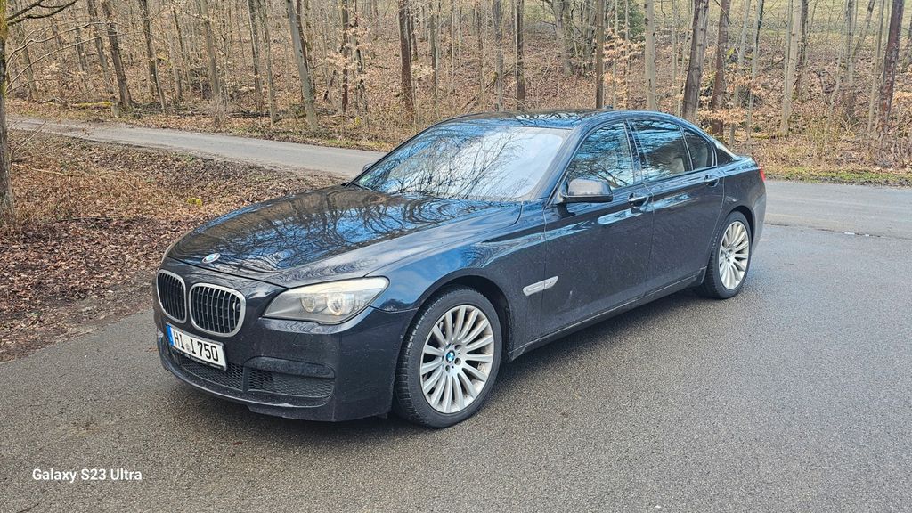 BMW 750 185.000 km 17.200 &euro; Grünenplan 31073