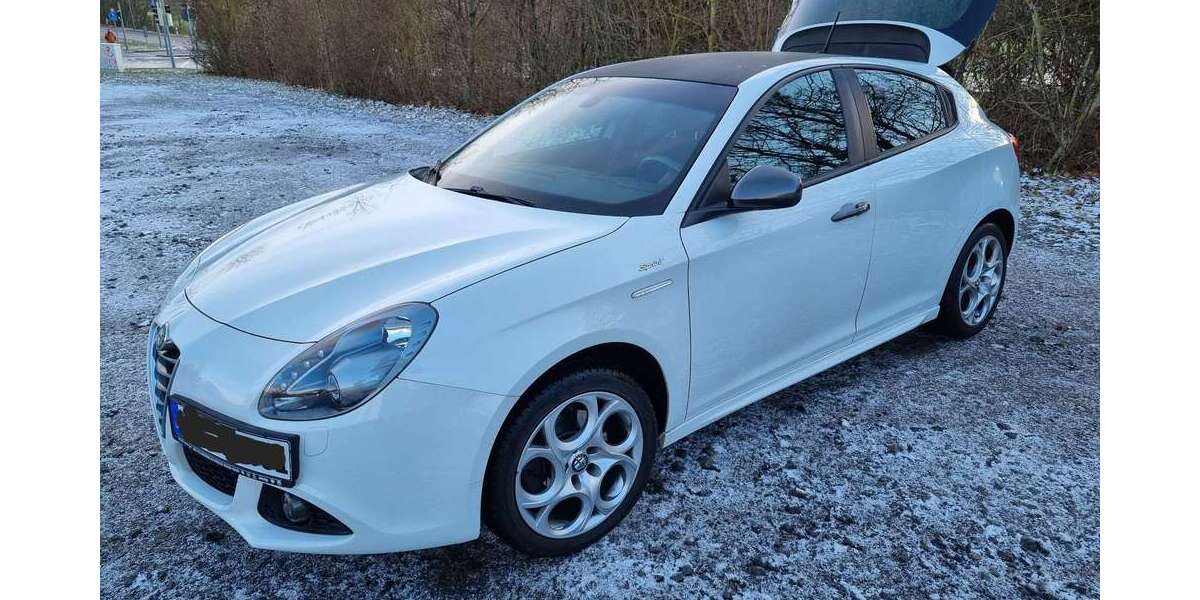 Alfa Romeo Giulietta 136.000 km 9.400 &euro; Kronberg 61476