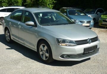 VW Jetta 54.419 km 9.990 &euro; Estenfeld bei Würzburg 97230