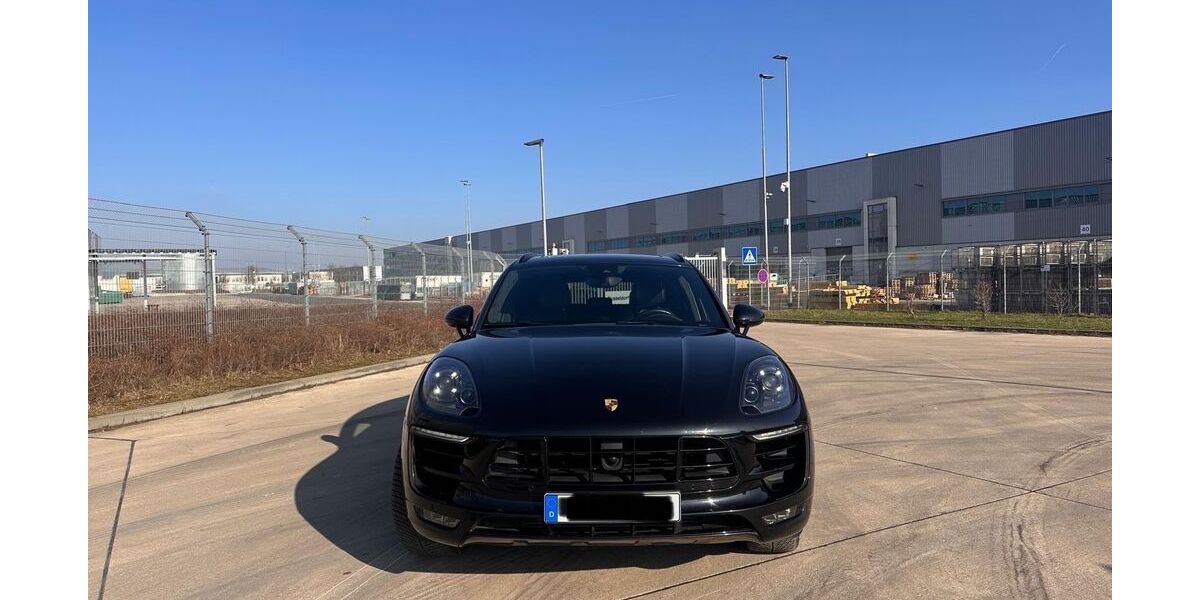 Porsche Macan 200.000 km 32.700 &euro; Euskirchen 53879