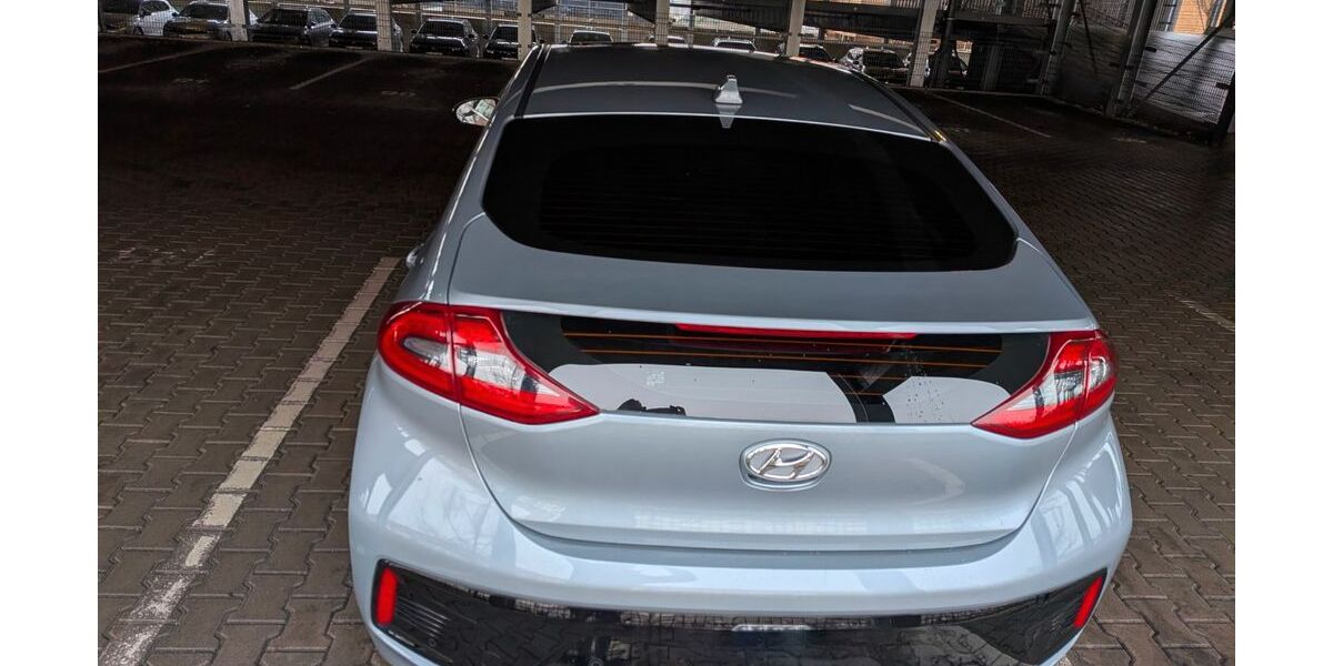 Hyundai IONIQ 92.600 km 15.200 &euro; Neutraubling 93073