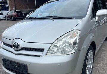 Toyota Corolla Verso 226.866 km 3.299 &euro; Herbolzheim 79336