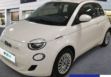 Fiat 500e 18.542 km 19.790 &euro; Frankfurt 60314