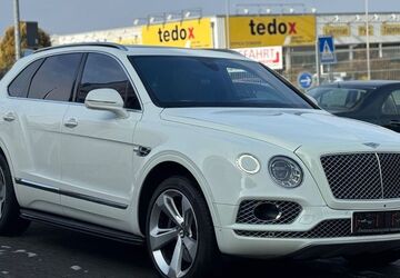 Bentley Bentayga 268.000 km 59.999 &euro; Stade 21682