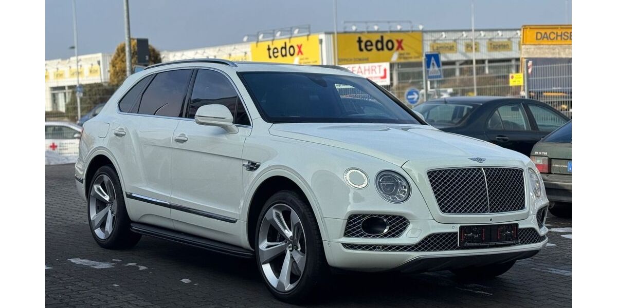 Bentley Bentayga 268.000 km 59.999 &euro; Stade 21682