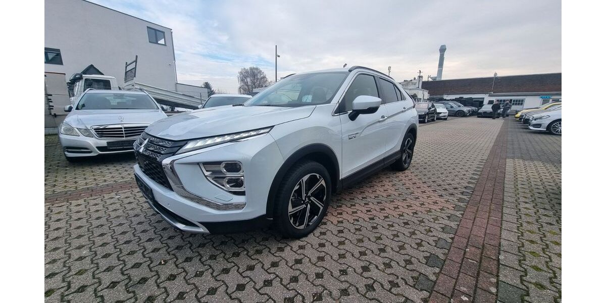 Mitsubishi Eclipse Cross 47.750 km 20.998 &euro; Mönchengladbach 41063