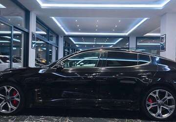 Kia Stinger 124.874 km 18.850 &euro; Denkingen 78588