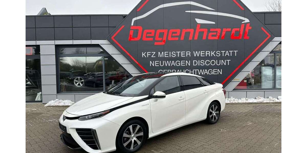 Toyota Mirai 92.736 km 7.990 &euro; Mönchhagen 18182