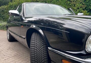 Jaguar XJ 102.700 km 16.900 &euro; Hamburg 22043
