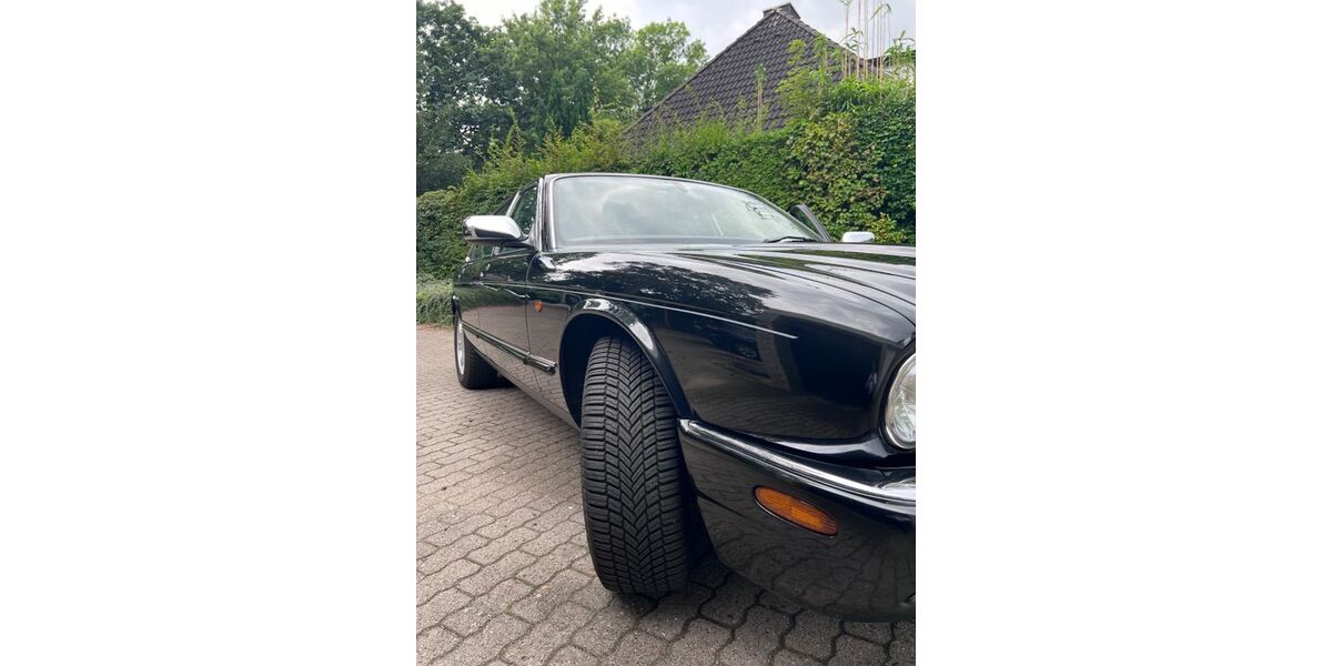 Jaguar XJ 102.700 km 16.900 &euro; Hamburg 22043