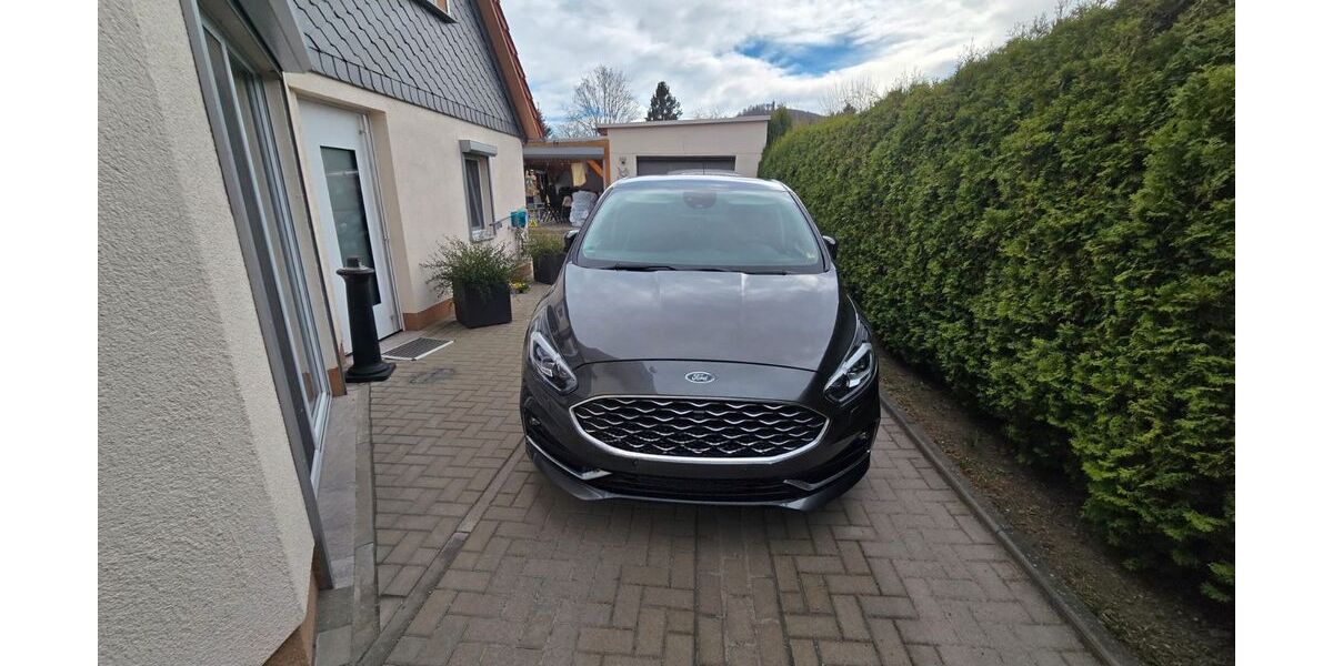 Ford S-Max 103.000 km 27.500 &euro; Blankenburg 38889