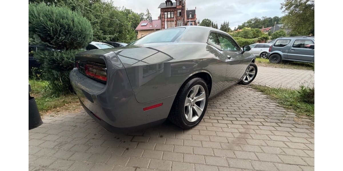 Dodge Challenger 108.000 km 21.500 &euro; Rudolstadt 07407