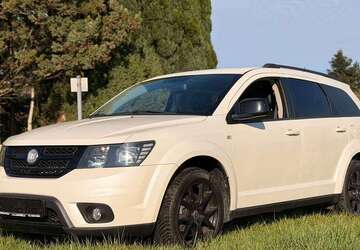 Fiat Freemont 140.500 km 9.700 &euro; Overath 51491