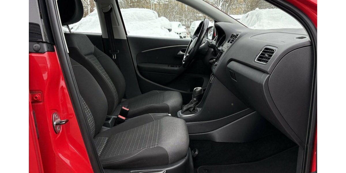 VW Polo 1.2 TSI COMFORTLINE BMT/START-STOPP/TEMPO. 46.812 km 12.900 &euro; Villingen-Schwenningen 78054