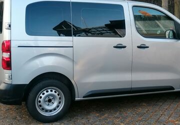 Peugeot Traveller 114.800 km 16.300 &euro; Reichenbach 02894