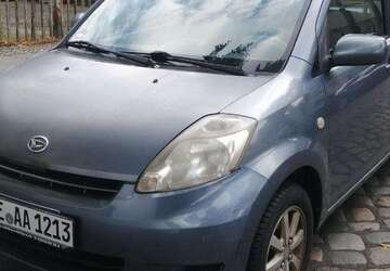Daihatsu Sirion 182.000 km 1.250 &euro; Berlin 12459
