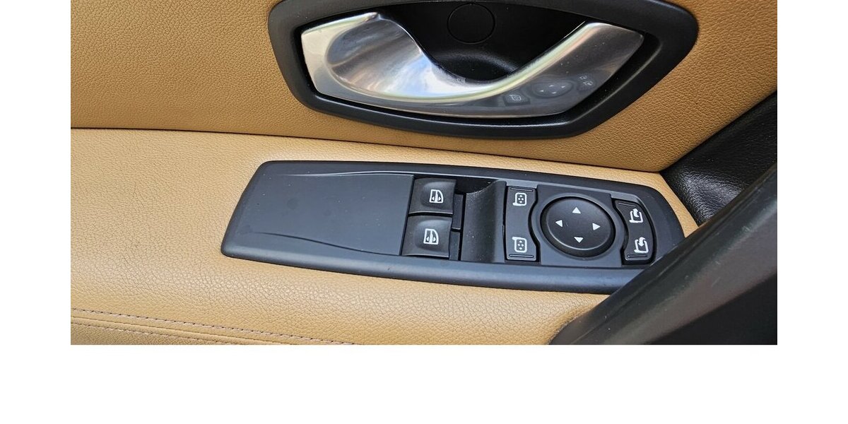 Renault Laguna Coupe + Navi + Leder + TÜV + Neu + 127.900 km 3.245 &euro; Schwalbach/Taunus 65824