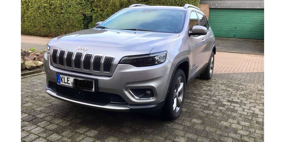 Jeep Cherokee 55.880 km 21.000 &euro; Emmerich am Rhein 46446