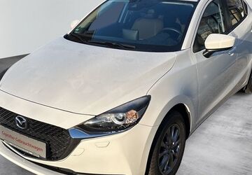 Mazda 2 58.503 km 15.985 &euro; Hamburg 22041