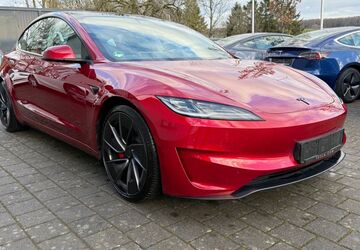 Tesla Model 3 24.000 km 47.646 &euro; Tünsdorf 66693