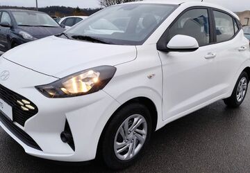 Hyundai i10 3.475 km 16.990 &euro; Freyburg 06632