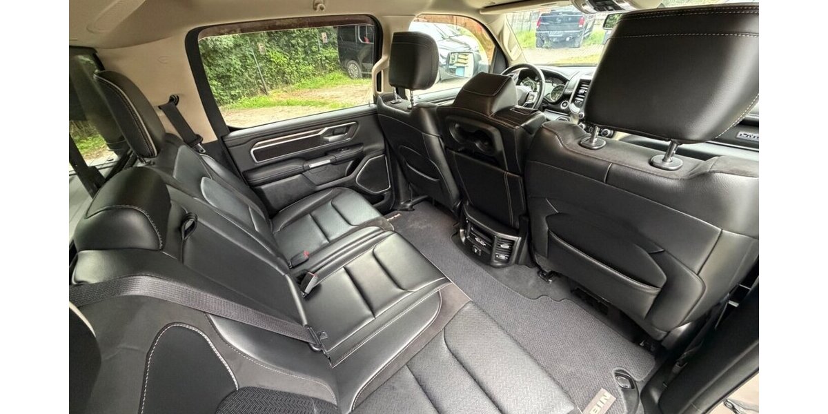 Dodge RAM 1500 Hemi Laramie4x4