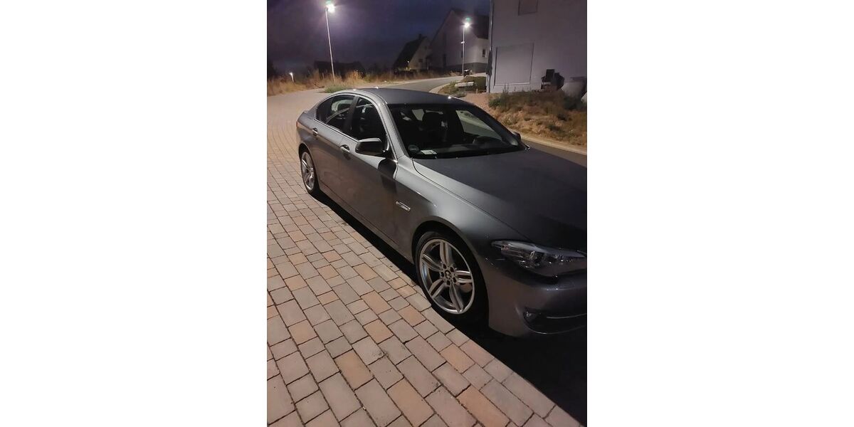 BMW 523 196.000 km 8.400 &euro; Schöllkrippen 63825