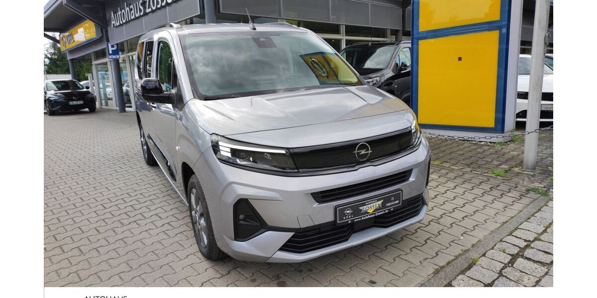 Opel Combo Life 2.600 km 31.950 &euro; Zossen 15806