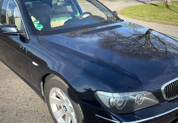 BMW 740 356.000 km 4.900 &euro; Aachen 52066