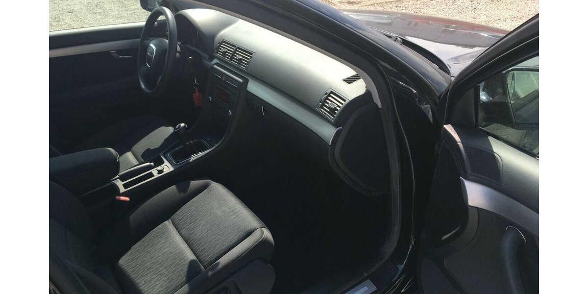 Audi A4 Kombi,Klimaaut.,PDC.,Tüv Neu ! 199.000 km 4.999 &euro; Himmelkron 95502
