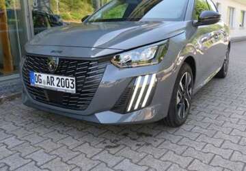Peugeot 208 2.750 km 24.890 &euro; Oppenau 77728