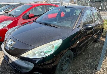 Peugeot 206 157.227 km 2.900 &euro; Hanau 63452