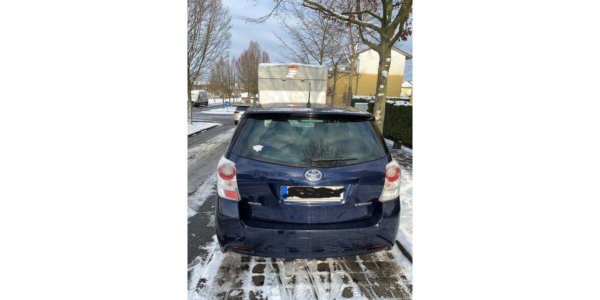 Toyota Verso 184.680 km 7.300 &euro; Potsdam 14469