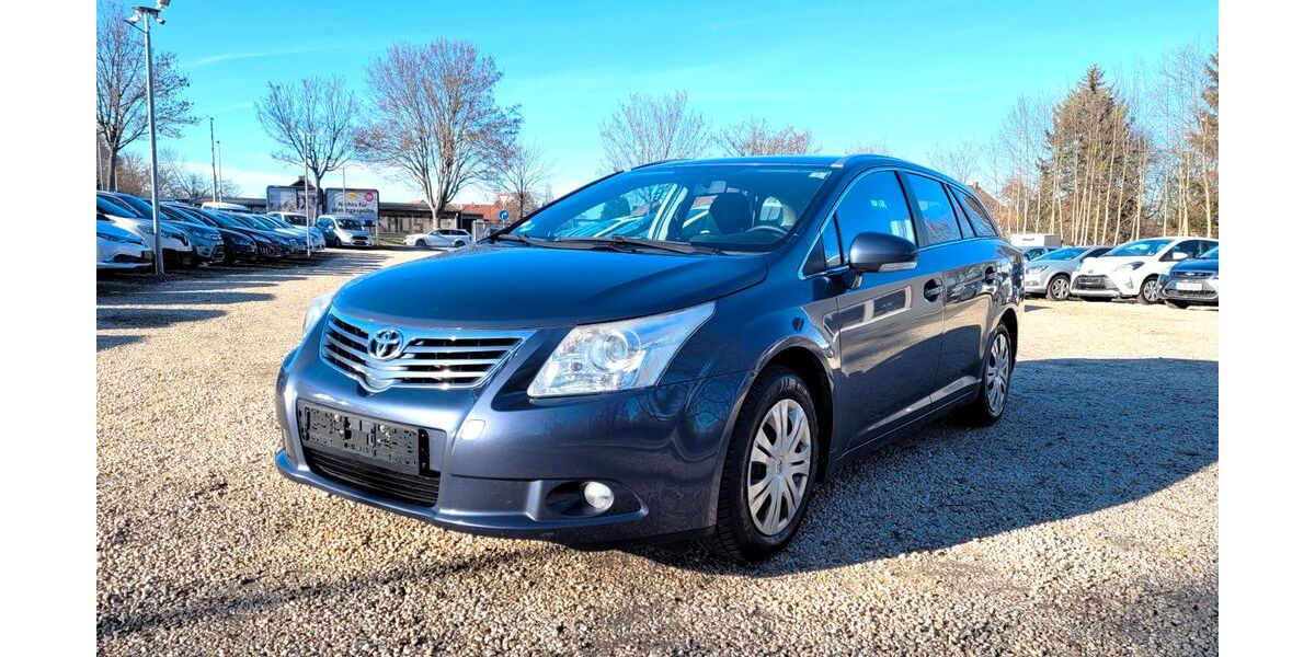 Toyota Avensis 208.681 km 5.380 &euro; Zwickau 08056