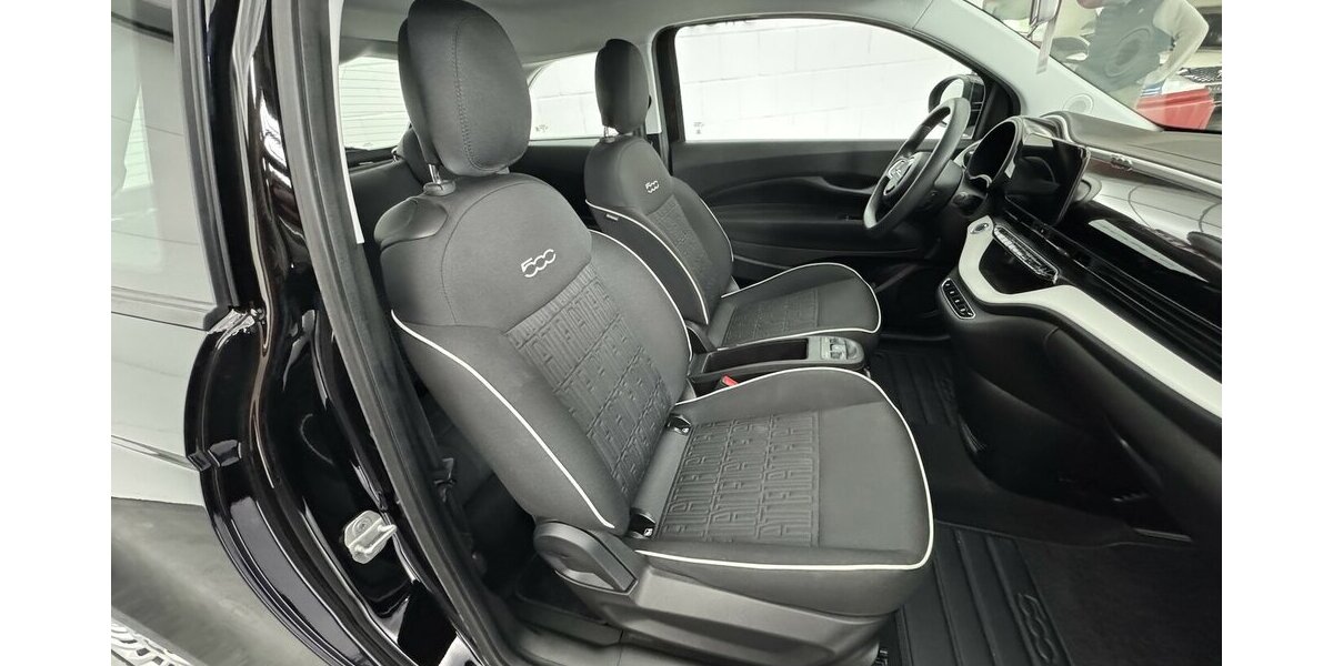 Fiat 500e Action 1.Hand Sitzheizung Carplay 30.200 km 13.990 &euro; Lich 35423