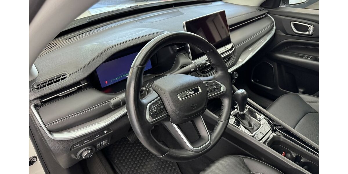 Jeep Compass S Plug-IN Hybrid 4WD 1.Hand Panoramadach 22.600 km 26.790 &euro; Lich 35423