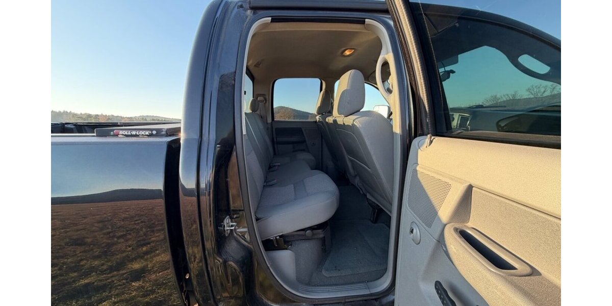 Dodge RAM 1500 Hemi 172.000 km 7.500 &euro; Rudolstadt 07407