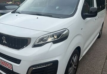 Peugeot Traveller 140.000 km 26.900 &euro; Braak 22145