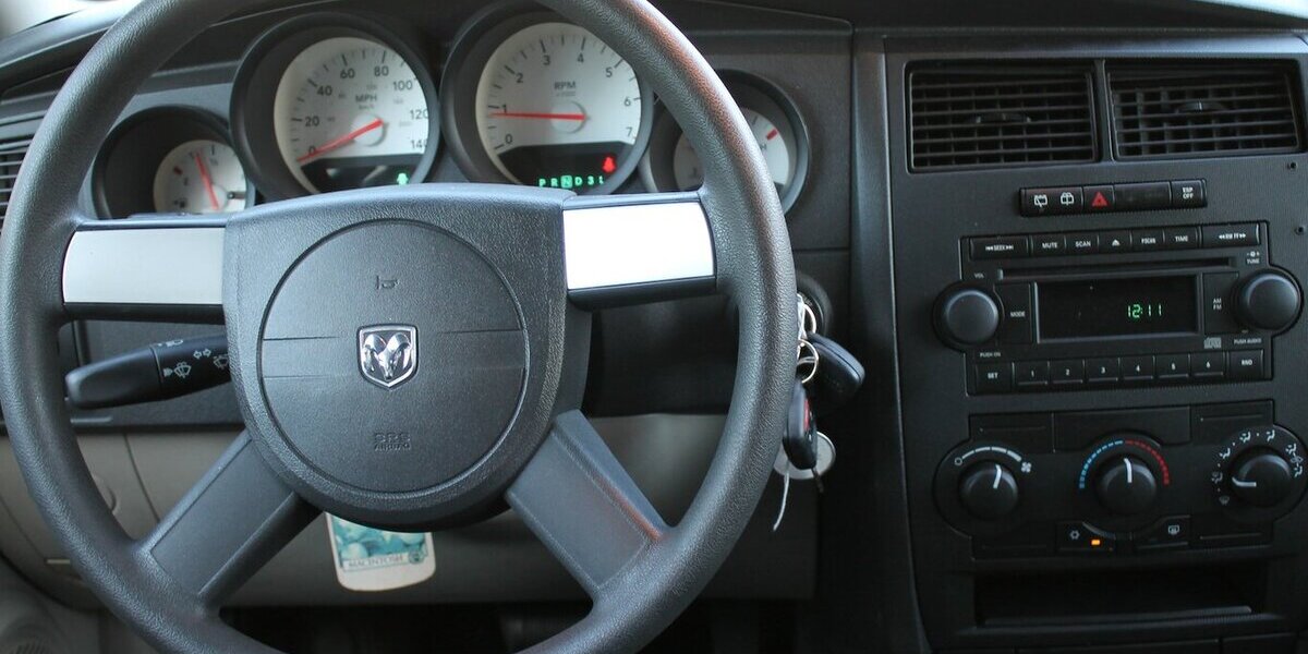 Dodge Magnum SE V6 2.9 Wenig KM US Titel 10.485 km 4.999 &euro; Badem 54657