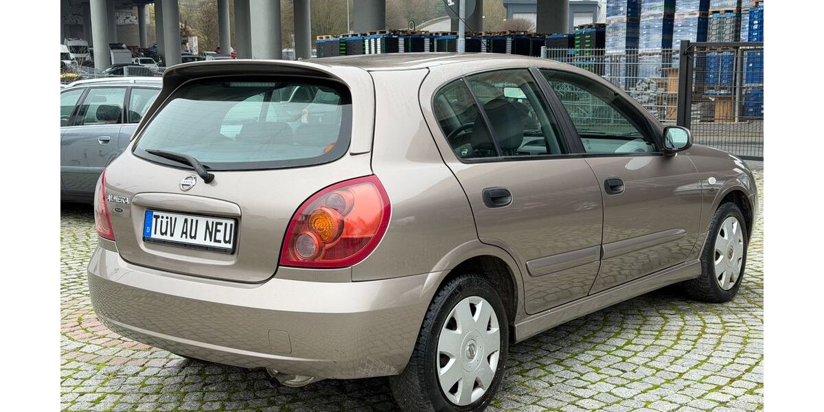 Nissan Almera 134.929 km 3.650 &euro; Herborn 35745