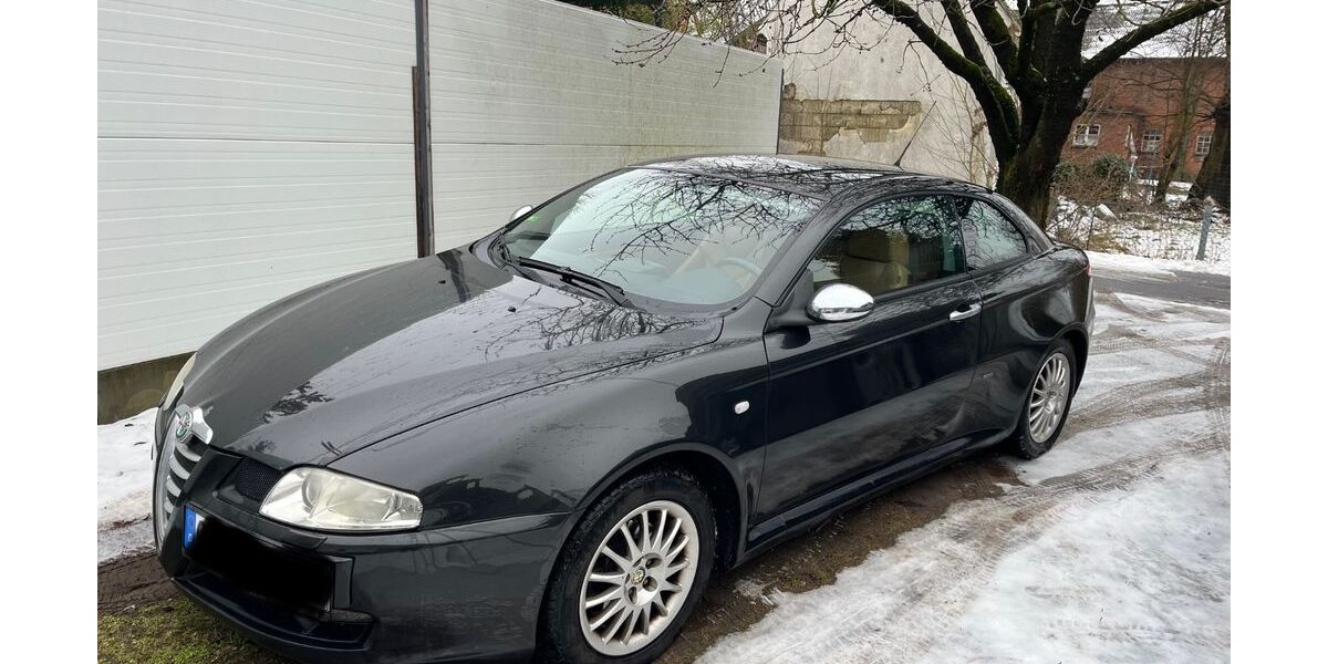 Alfa Romeo GT 283.100 km 950 &euro; Stapelfeld 22145