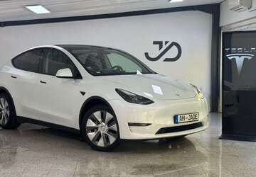 Tesla Model Y 65.030 km 32.950 &euro; Berlin 12107