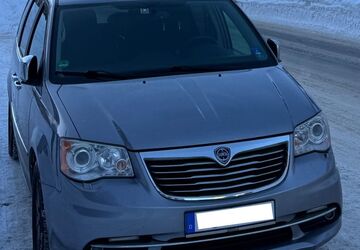 Lancia Voyager 178.000 km 9.999 &euro; Frankfurt am Main 65929